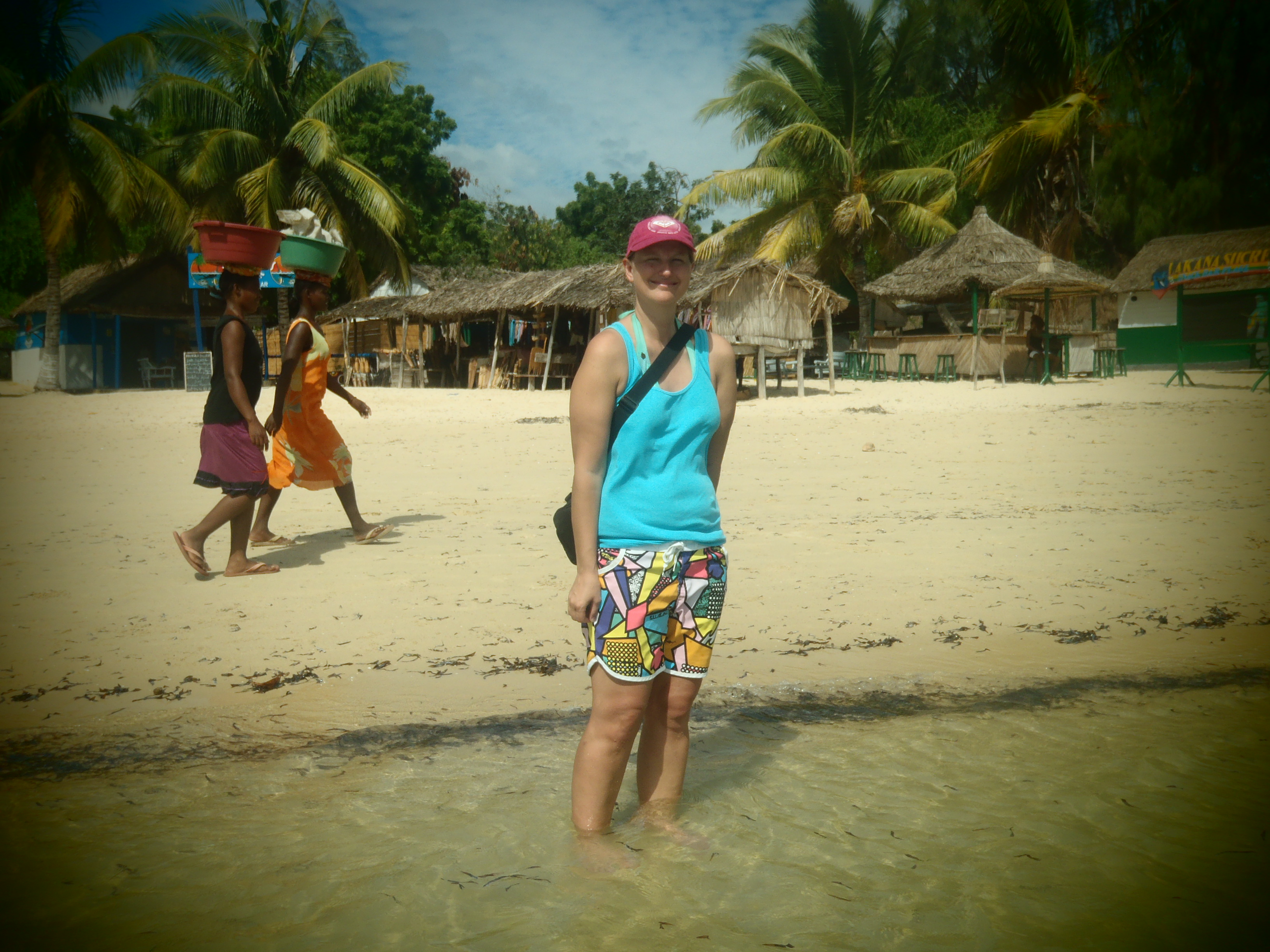 Quick Pose; Ifaty, Republic of Madagascar; 2013